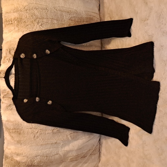 Adorable Top - Picture 2 of 4